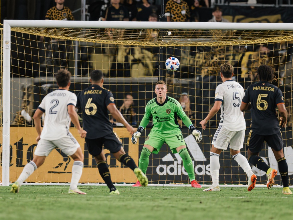 以齐尔克泽 以齐尔克泽